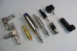 AV adapteri i konekcije